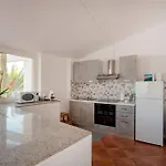 Dora