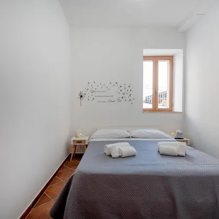 Dora ポリニャーノ・ア・マーレ